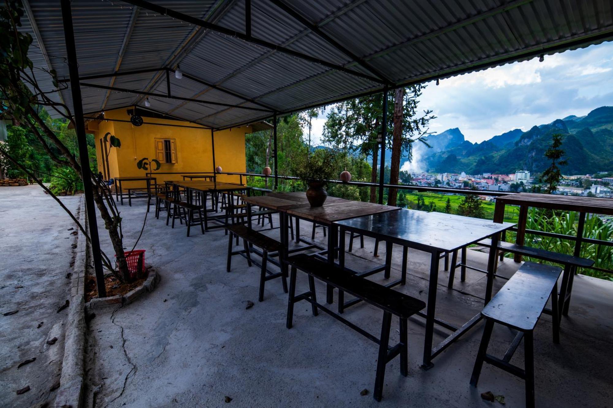 Dong Van Panorama Homestay Exterior photo